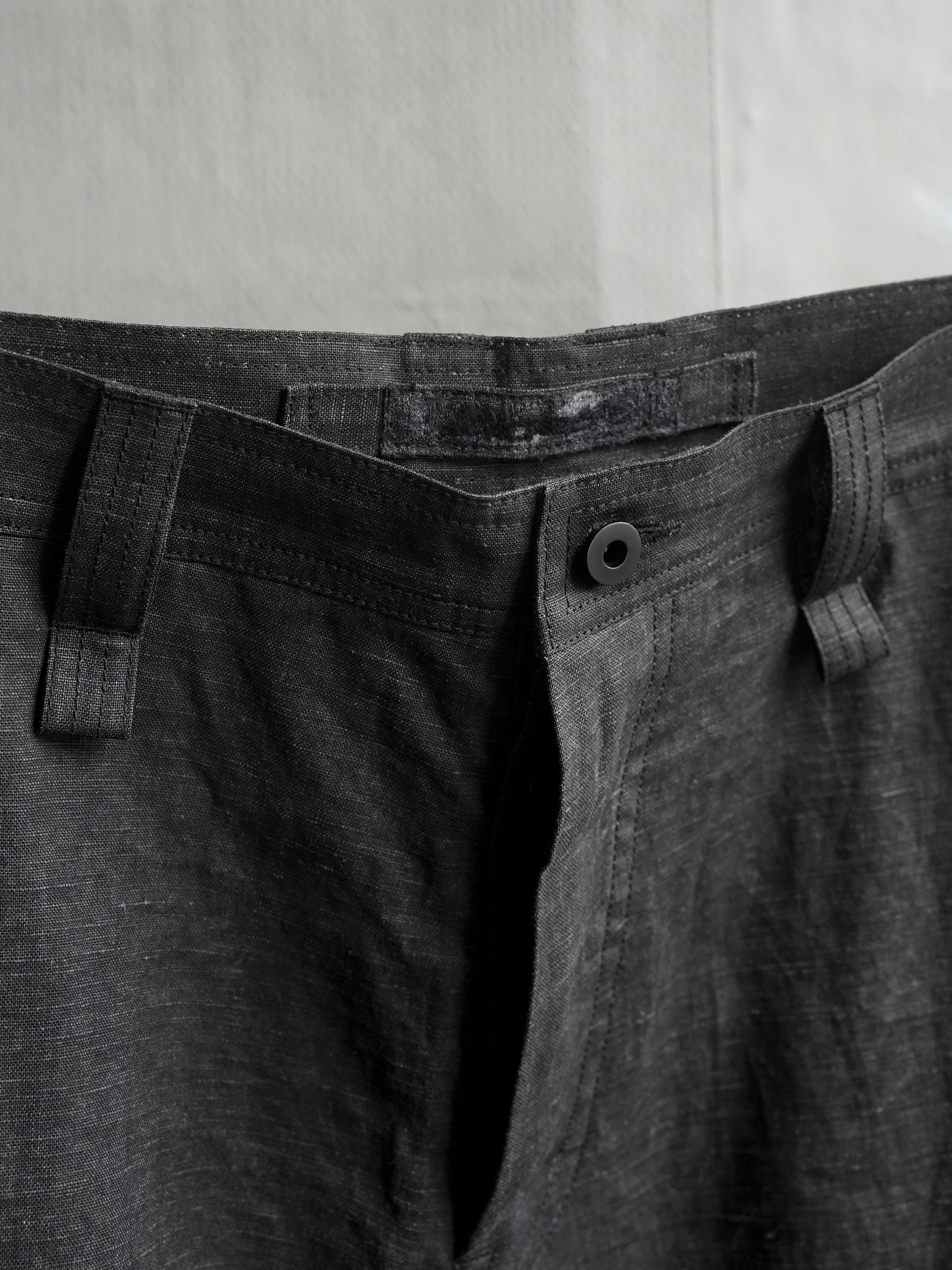 base trousers / ink coat