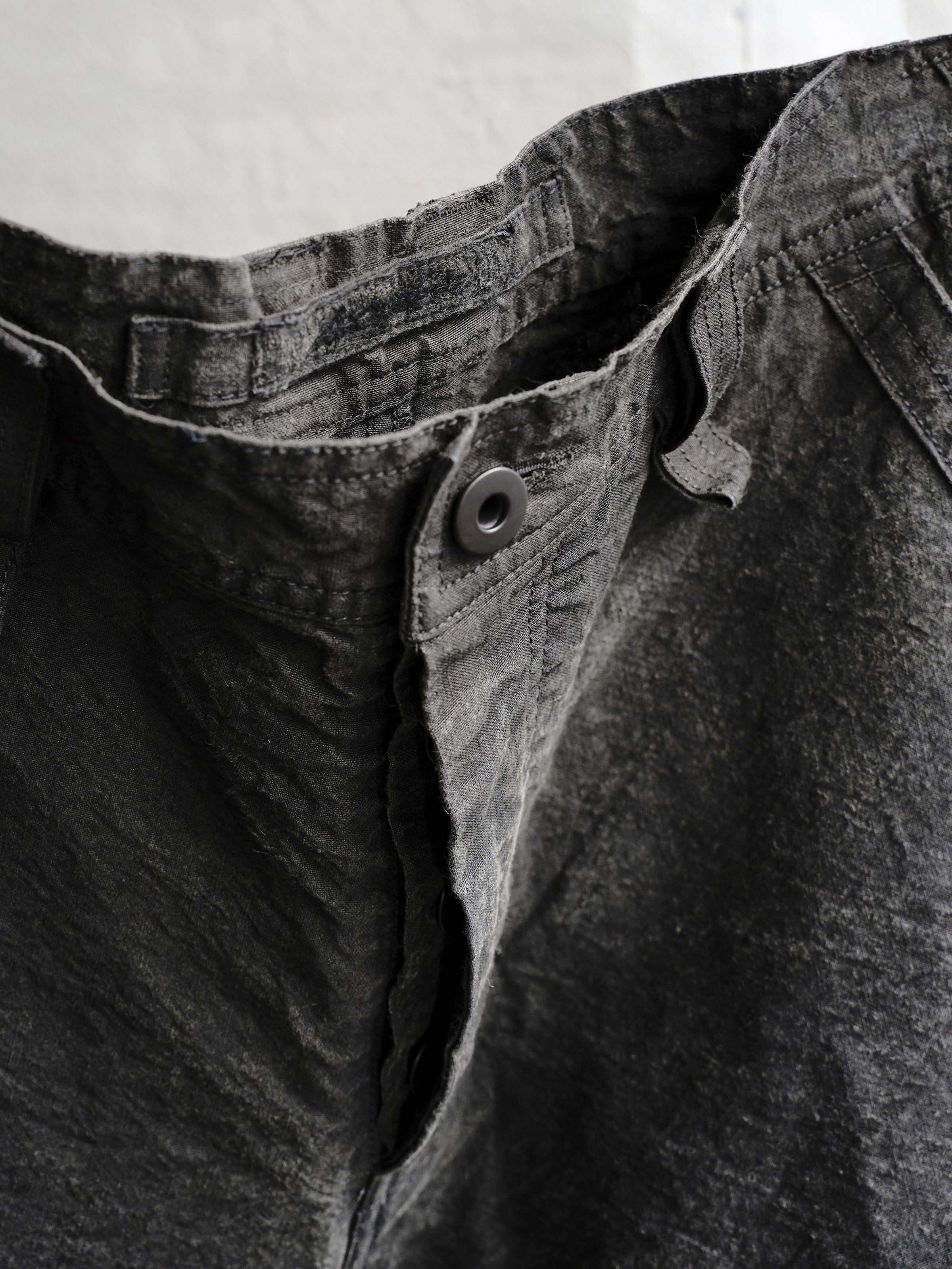 base trousers (binchō-tan) / onion ink