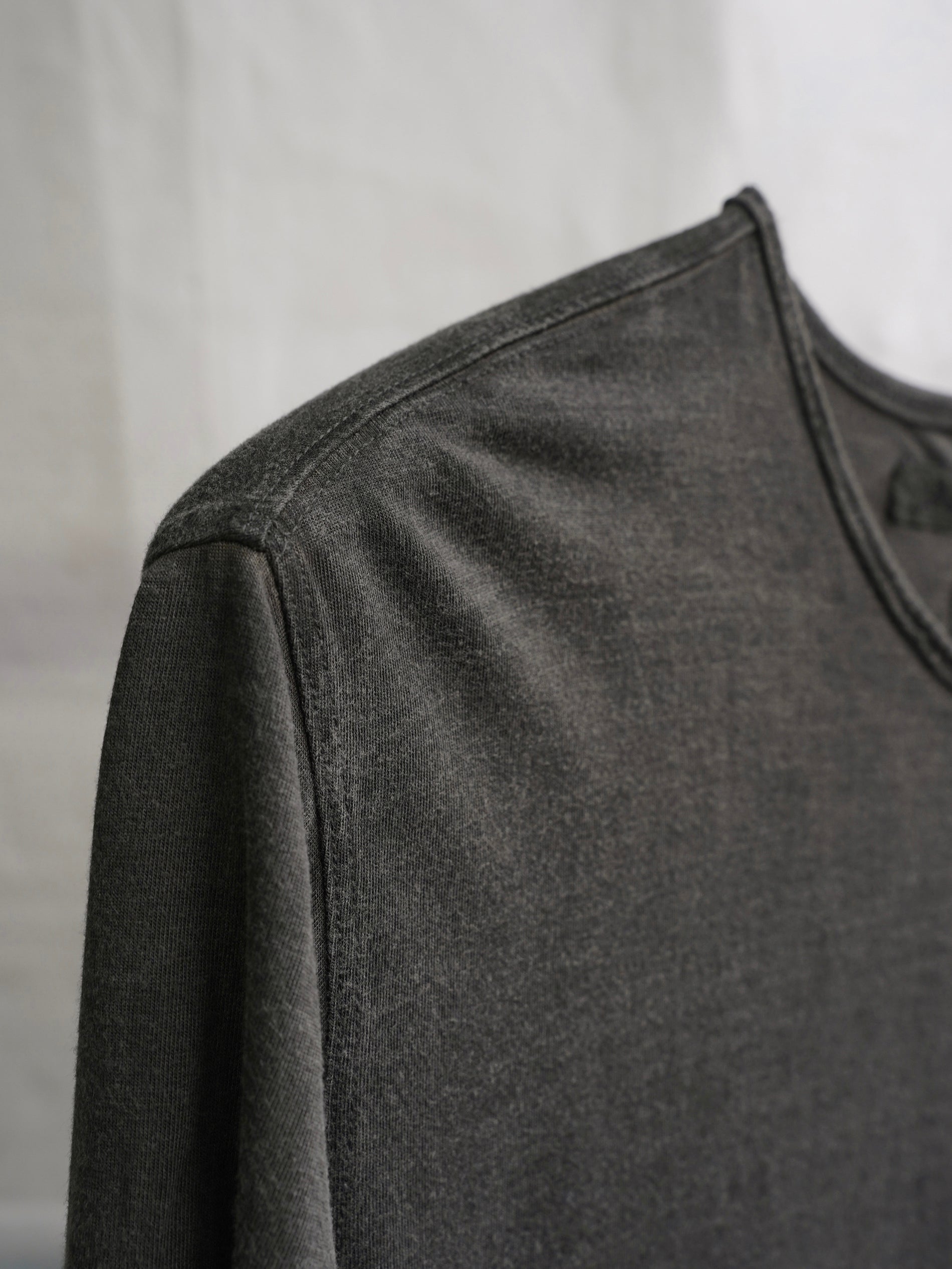 bamboo tee / onion ink