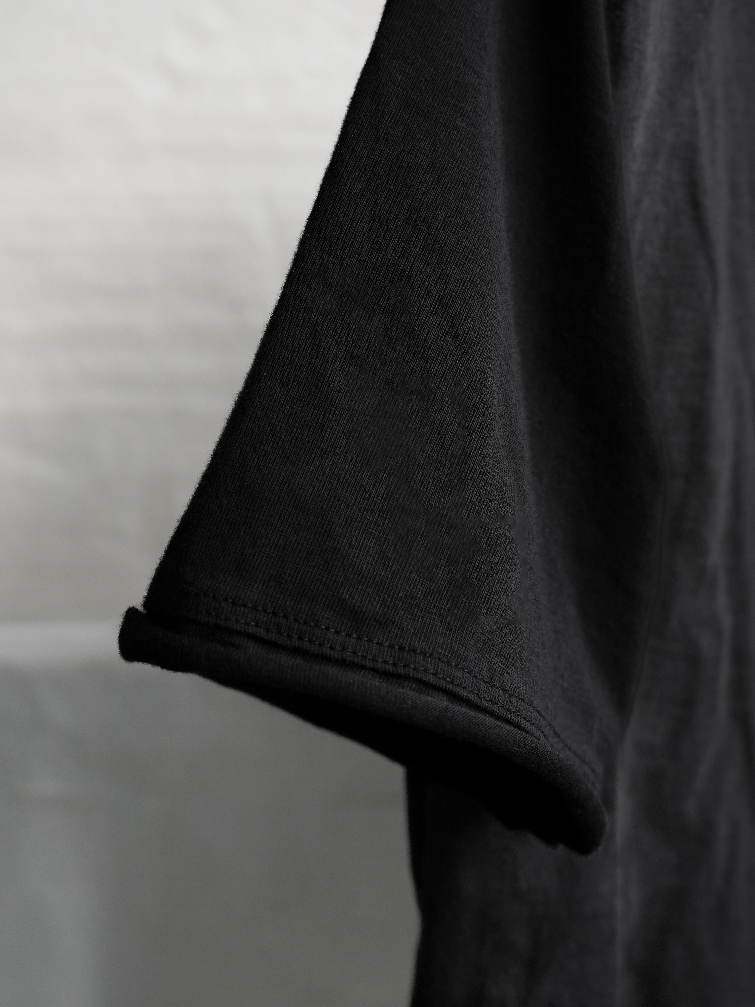 base tee / black (supima cotton)
