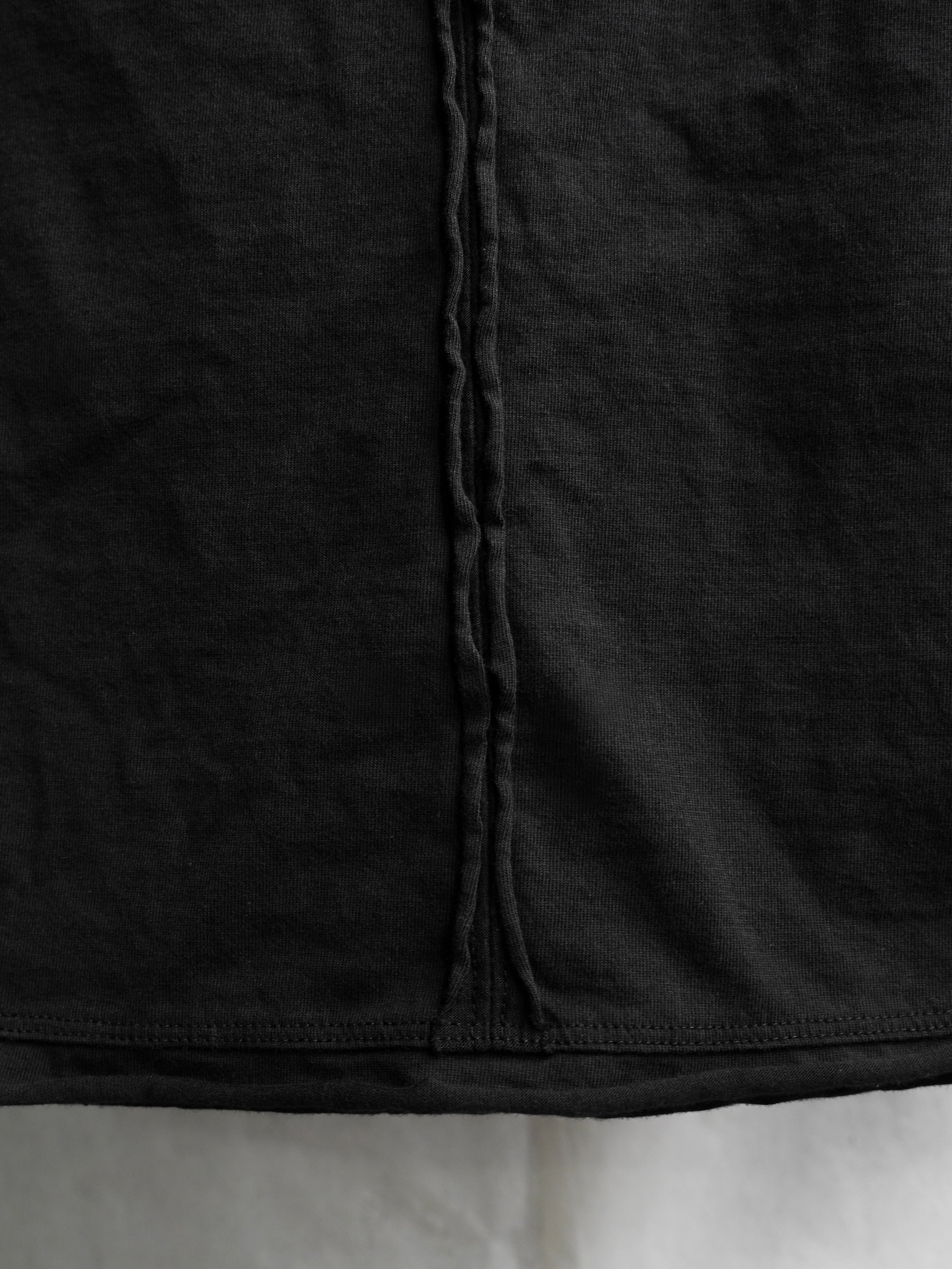 base tee / black (supima cotton)