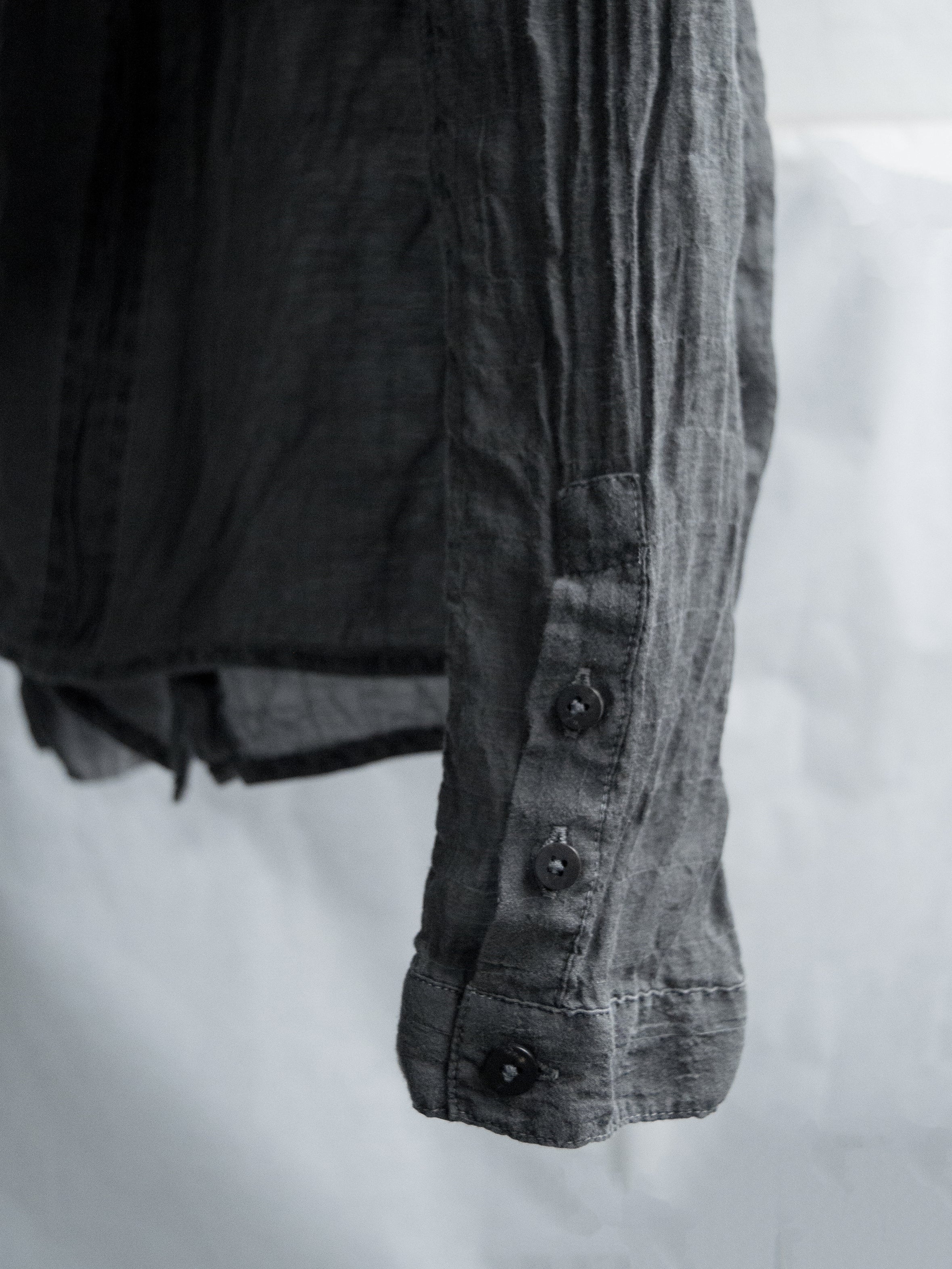field shirt / soot