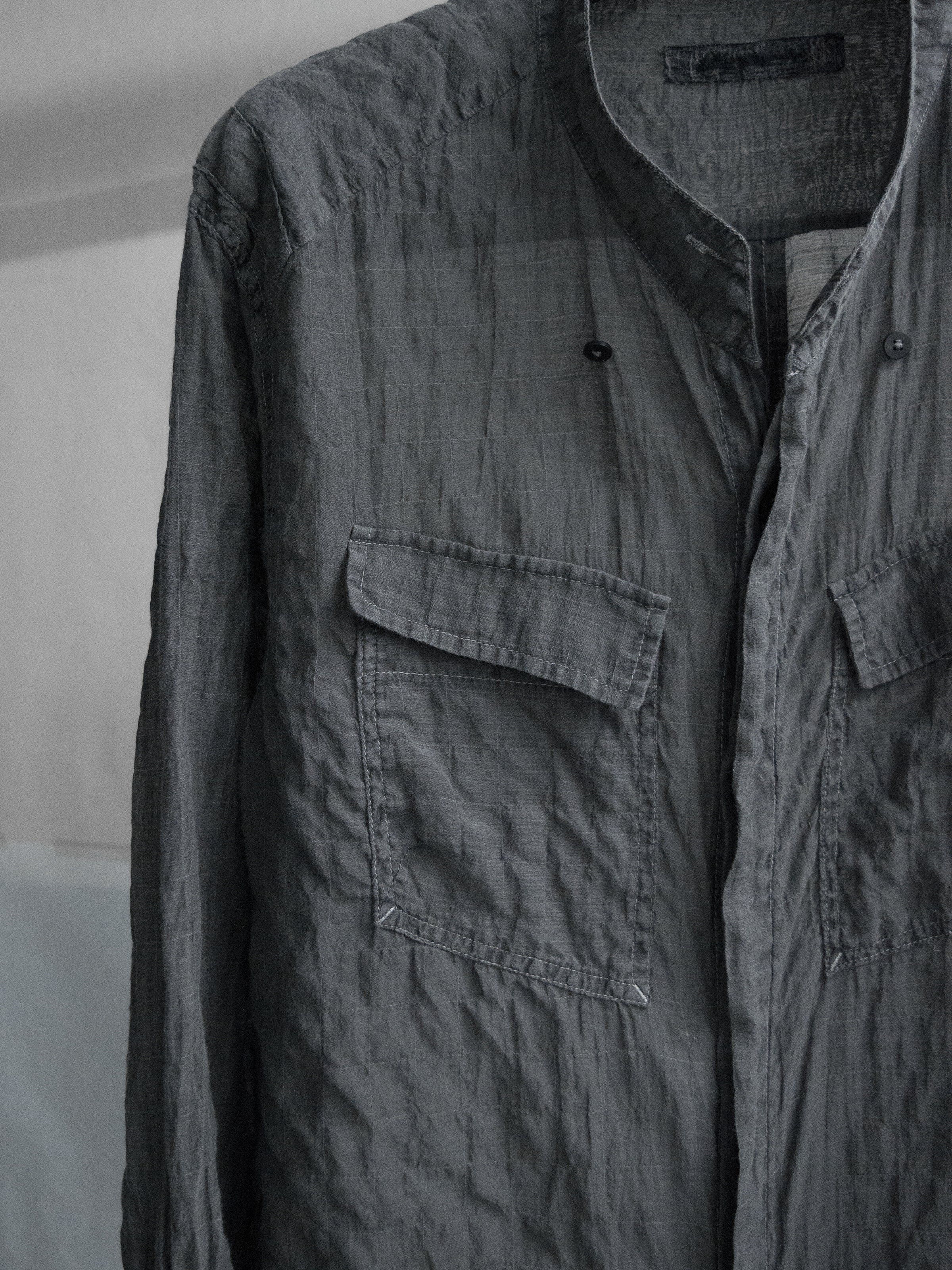 field shirt / soot
