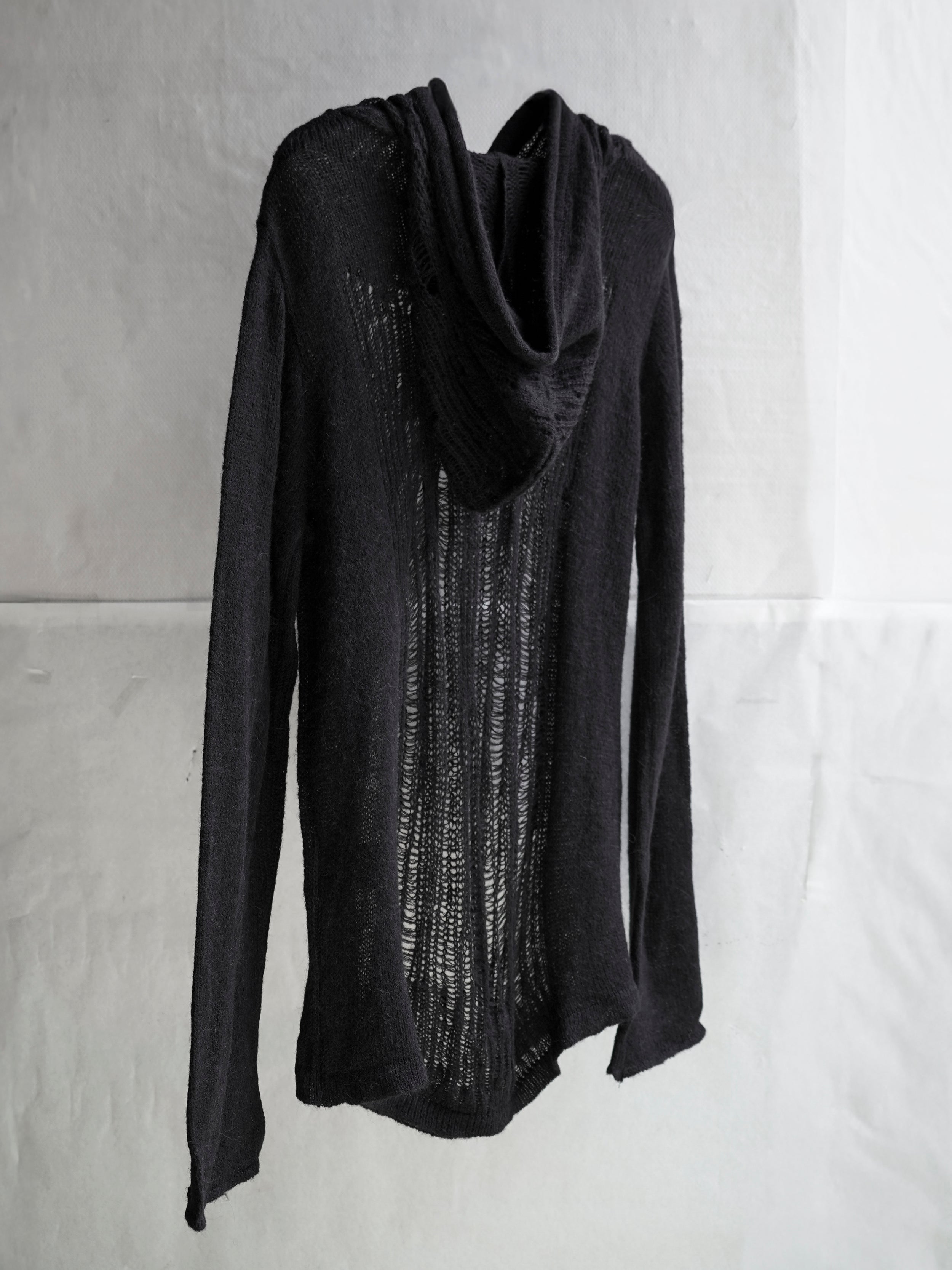 distressed alpaca hood knit / black