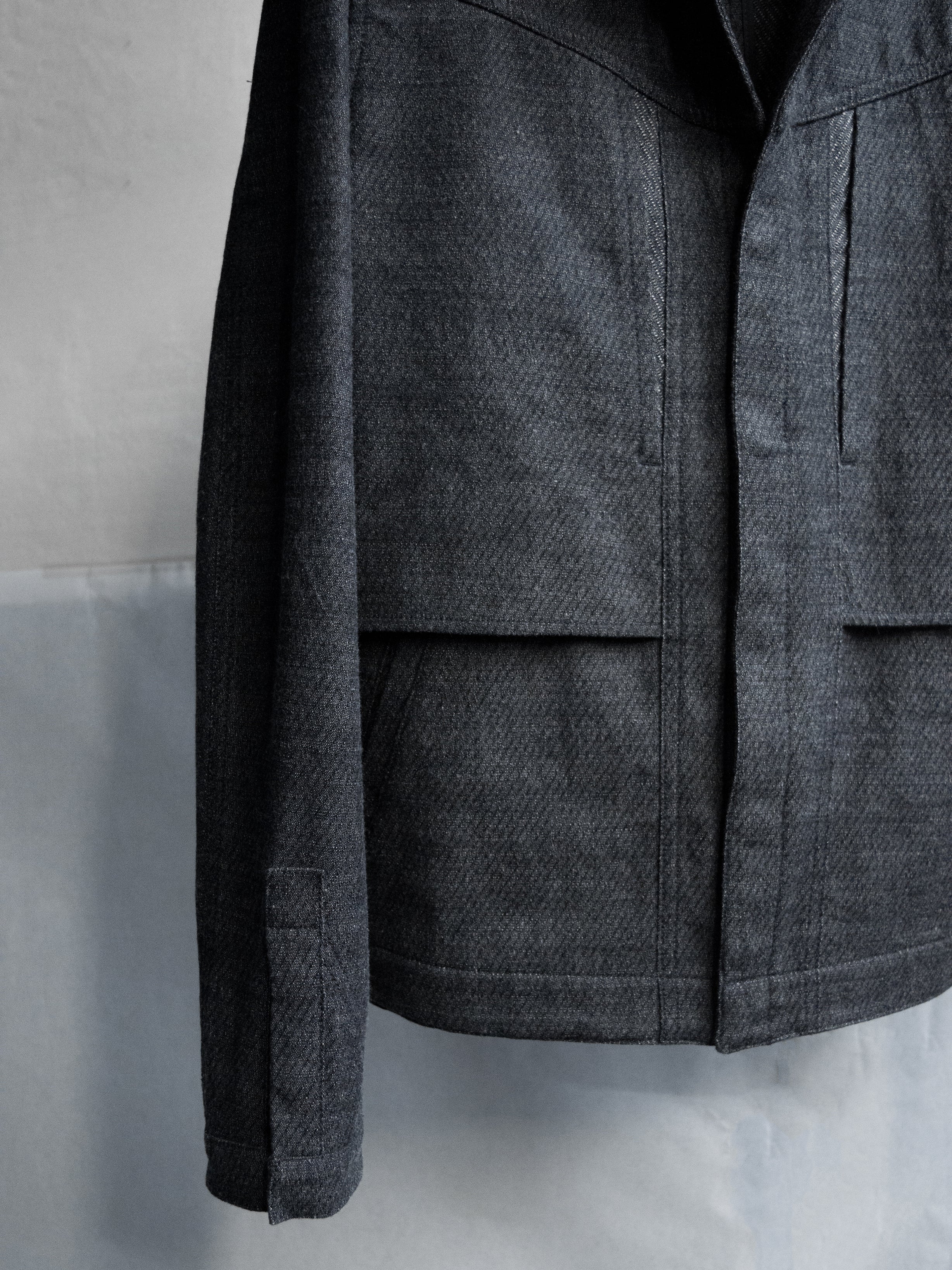 collarless jacket / lead – blackmerle