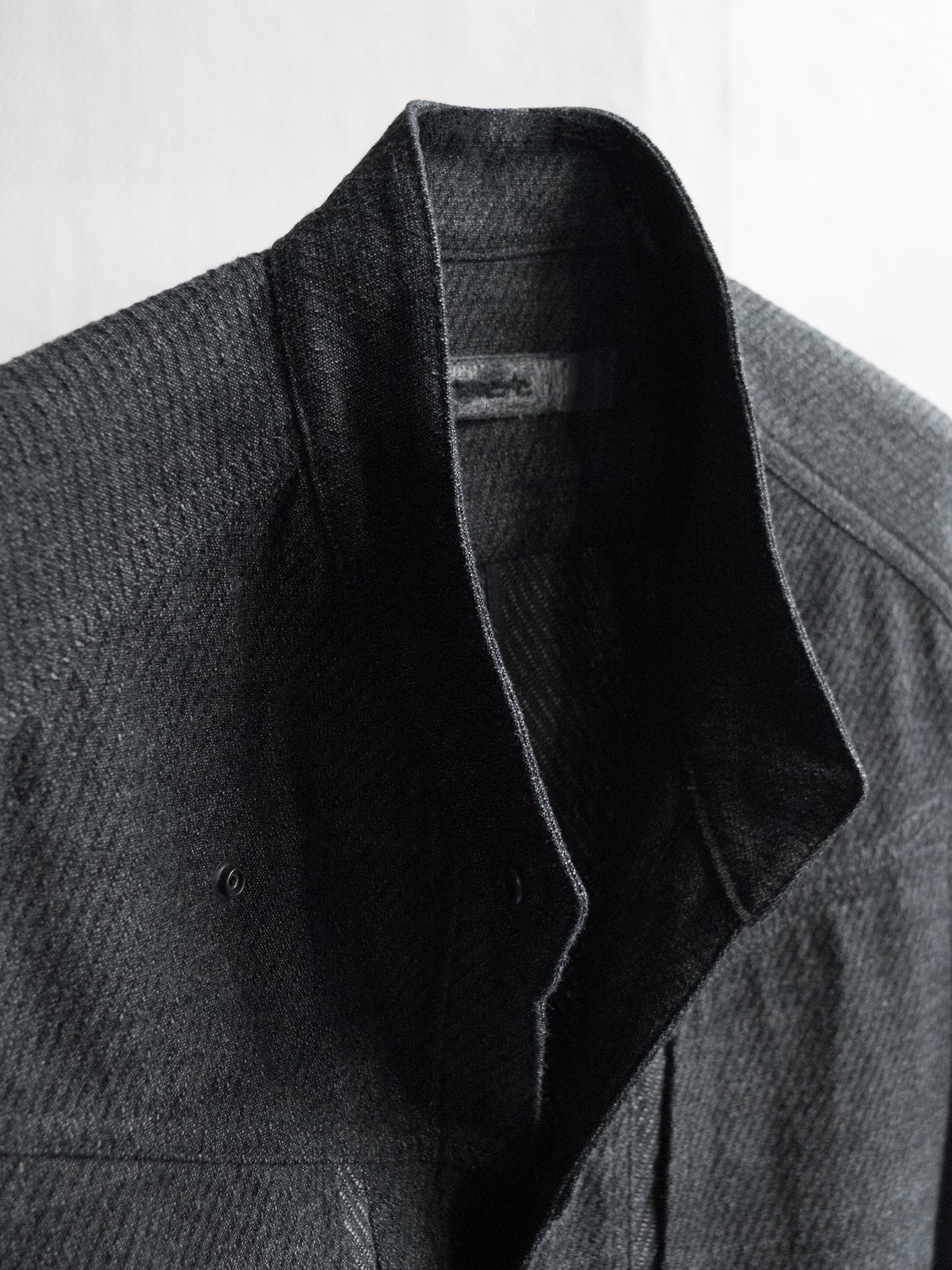 collarless jacket / lead – blackmerle
