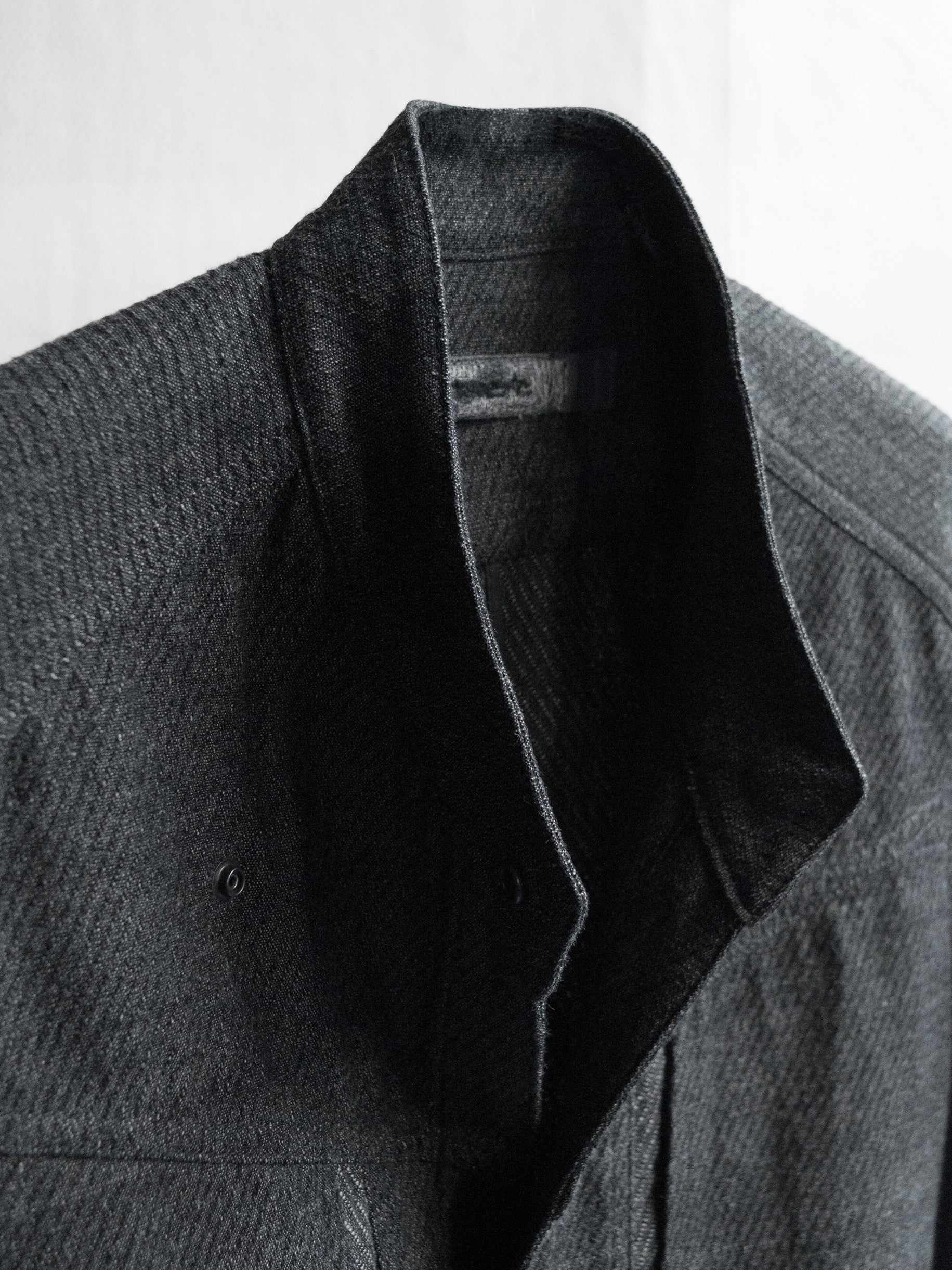 collarless jacket / lead