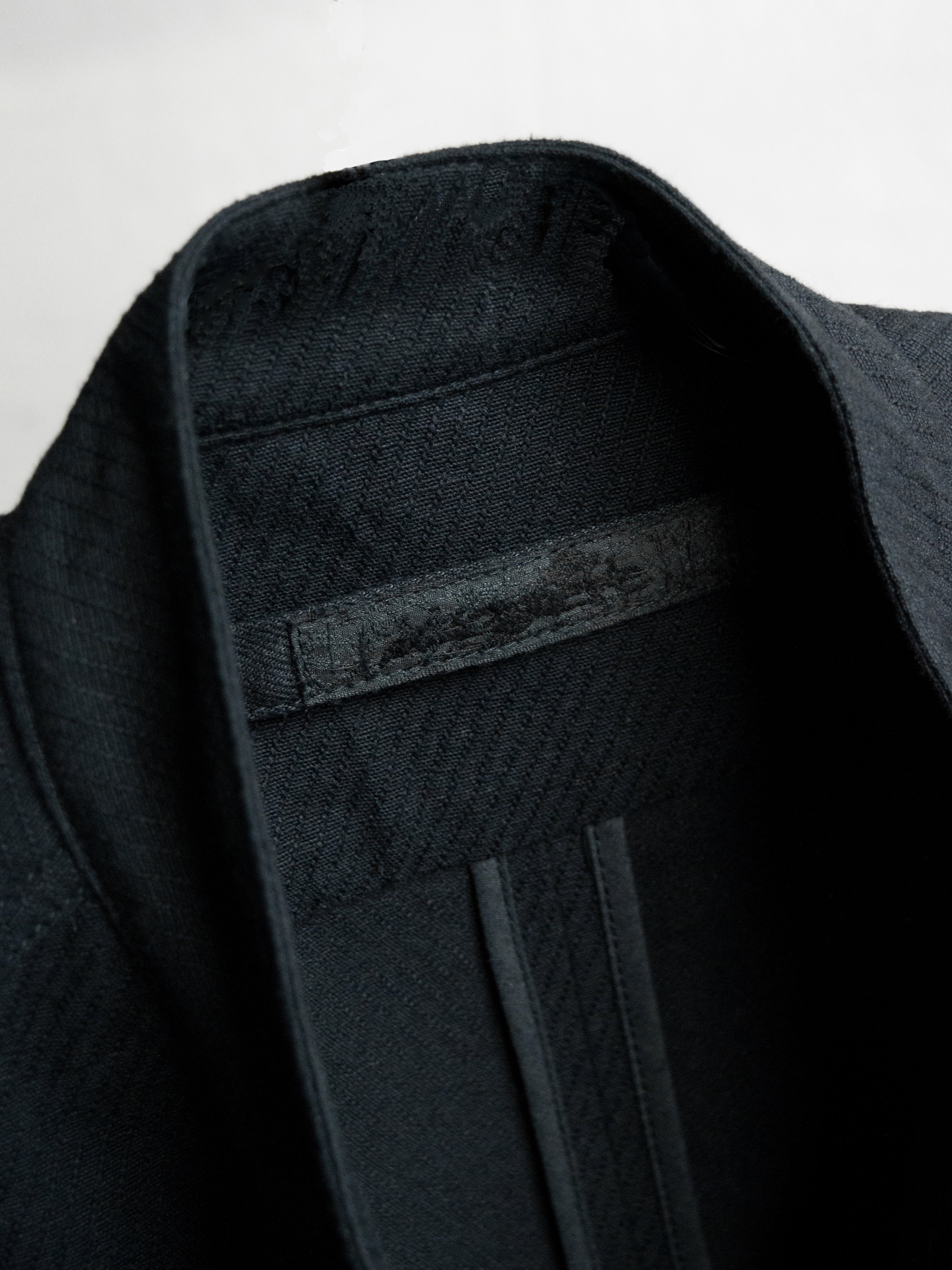 collarless jacket / triple black