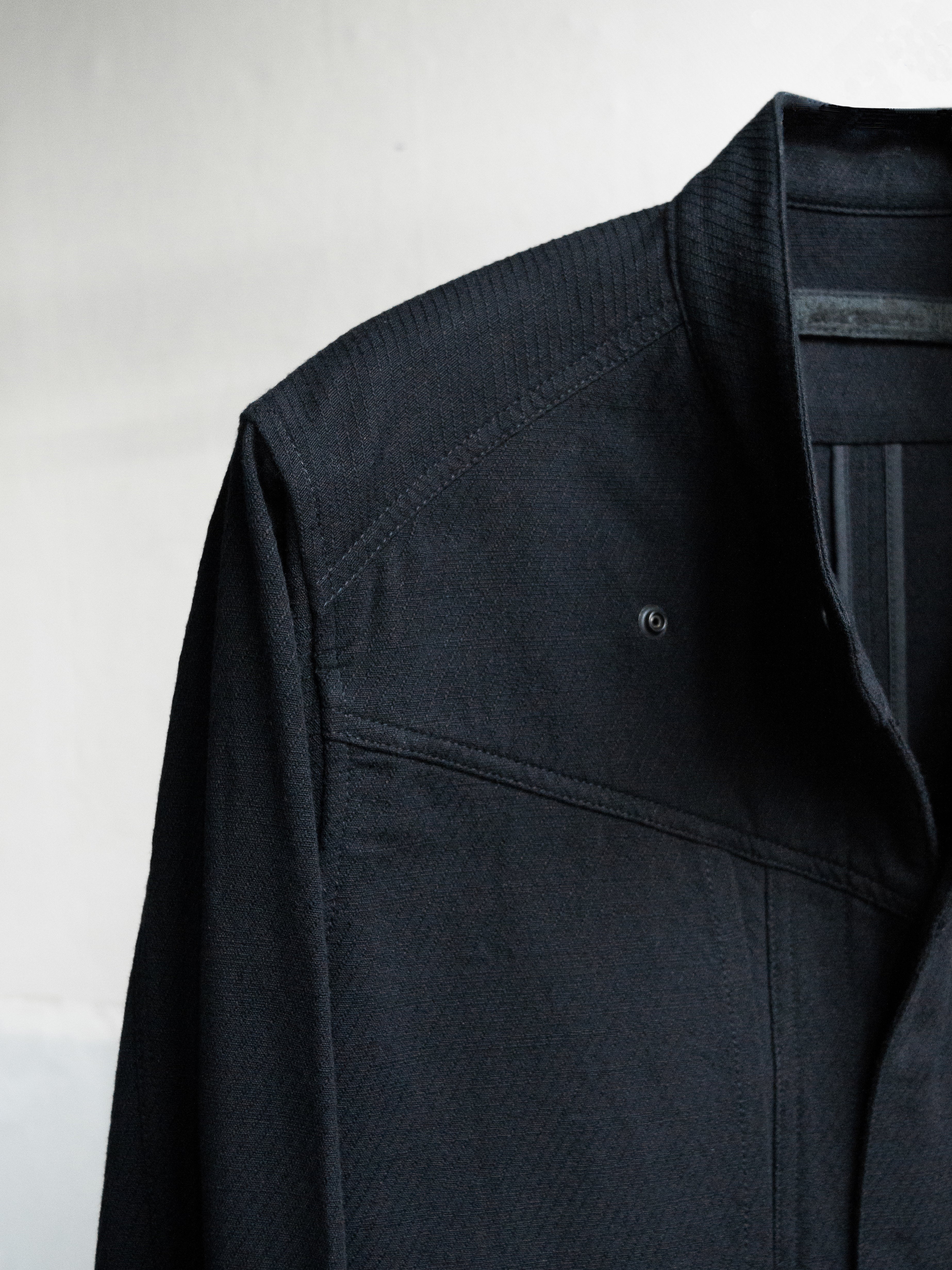 collarless jacket / triple black